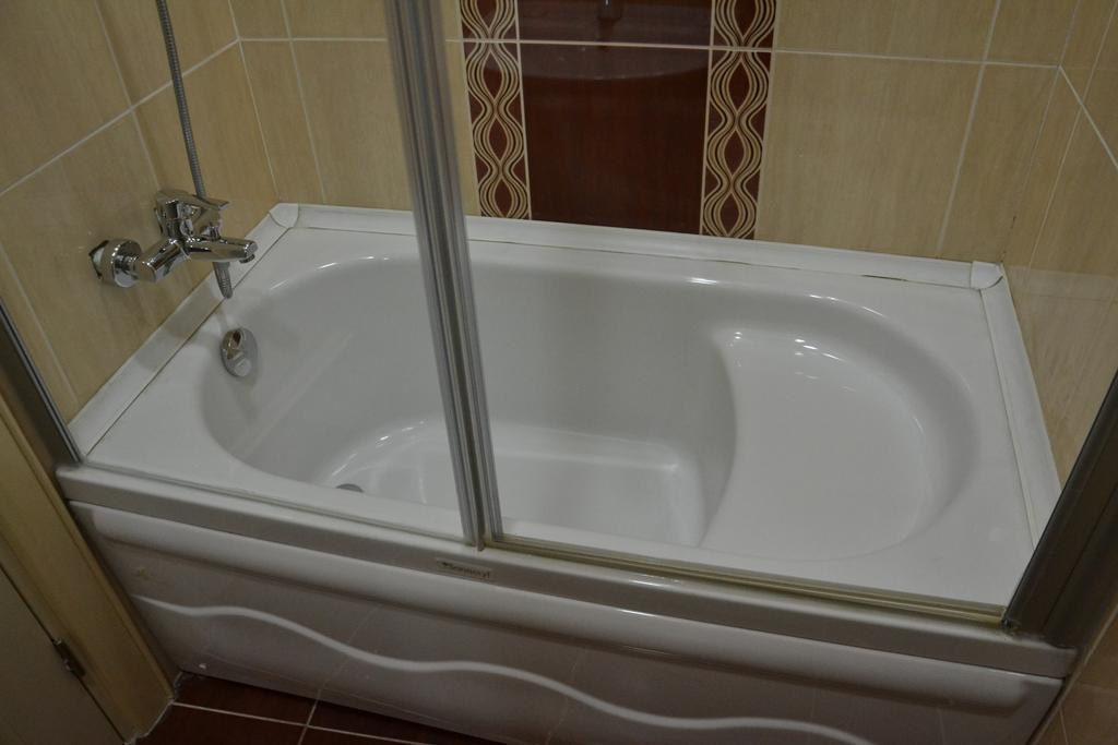 Cosmos Hotel Istanbul Phòng bức ảnh