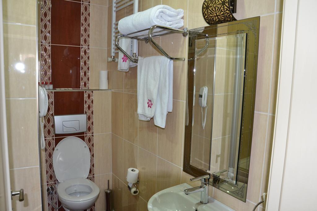 Cosmos Hotel Istanbul Ngoại thất bức ảnh
